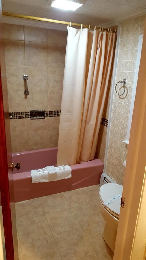 Stucco Lodge Бангор Экстерьер фото